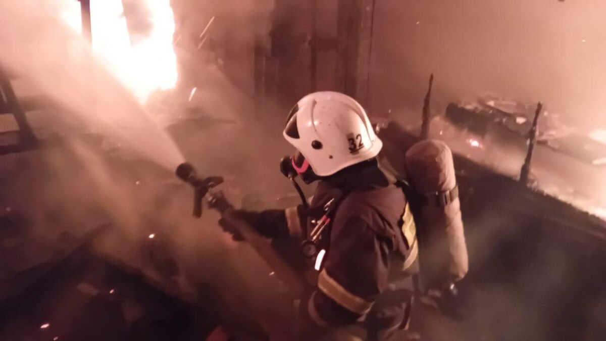    Красноярск пожар пожарный склад