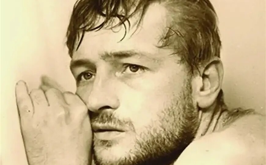 Шут, которого уволили: путь от стройки до театральной сцены Михаила Ножкина