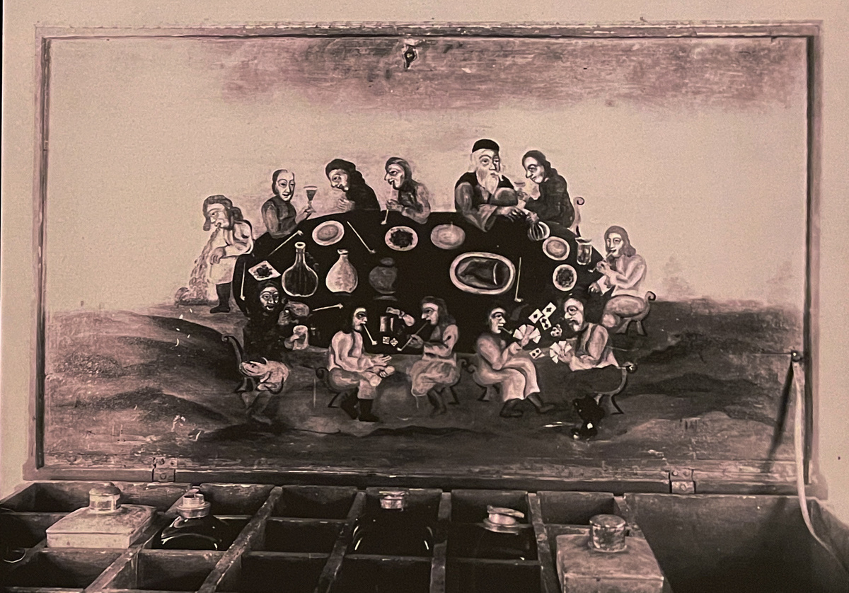 Изображение «Всешутейшего собора» на внутренней стороне крышки ларца для вина Петра I