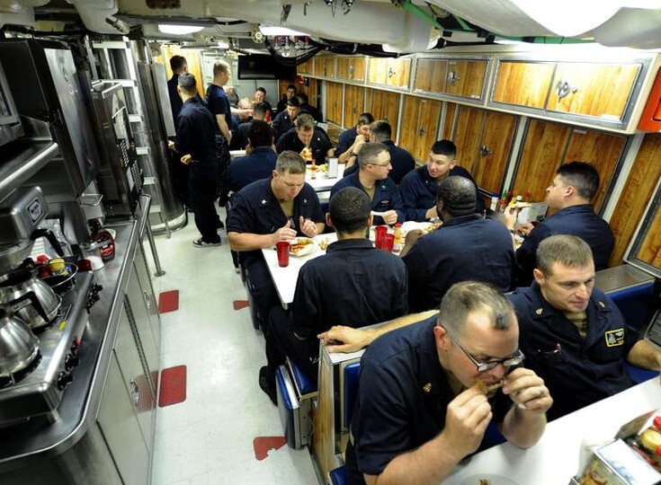 Об этом не рассказывают: как на самом деле устроена жизнь на подводной лодке