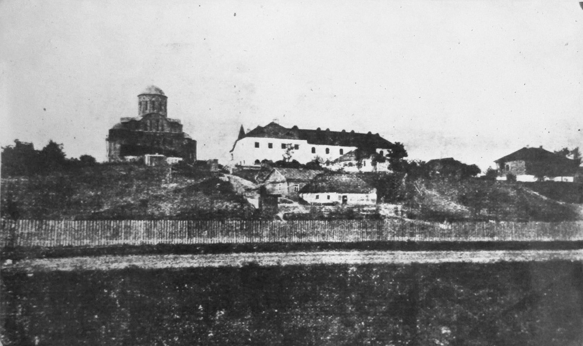 Овруч, столица князя Святослава Древлянского.