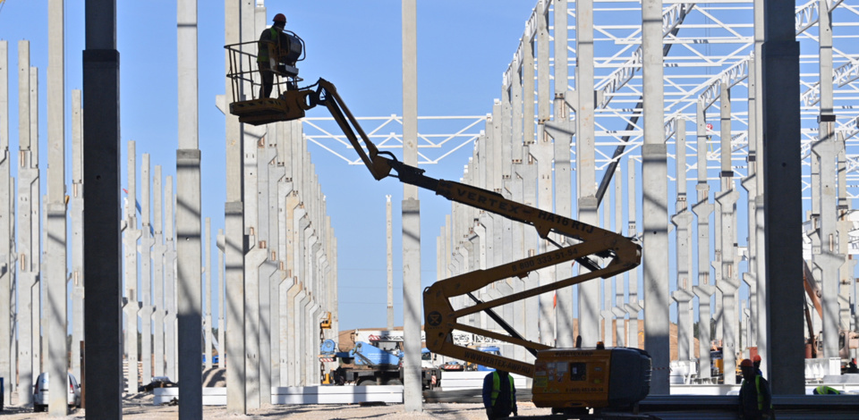     Владимир Ефимов: почти 175 тысяч квадратных метров промышленной инфраструктуры построят в ЮВАО в рамках опубликованных в 2025 году проектов КРТ