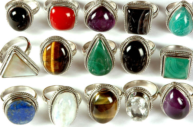 Камни в ювелирных украшениях