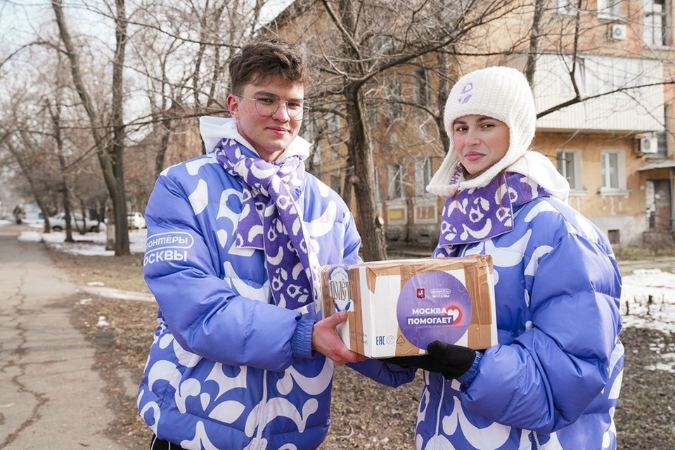    Московские волонтеры продолжают регулярные гуманитарные миссии в ДНР. Фото: Официальный портал мэра и Правительства Москвы