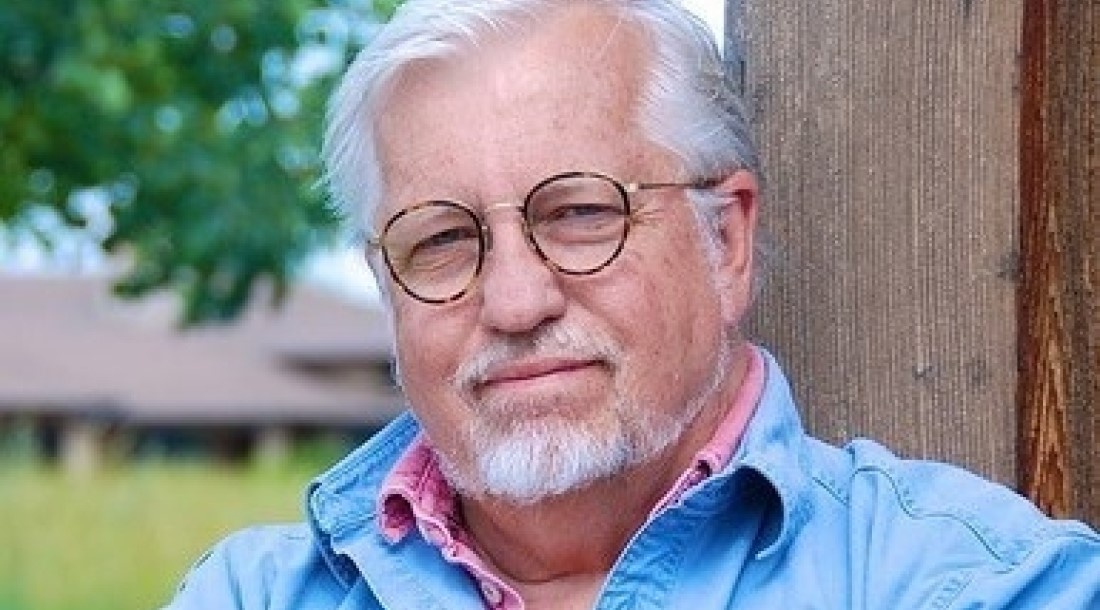 Дэн Симмонс / Фото: Dignitymemorial.com  📷
