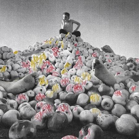    Обложка последнего студийного альбома Shortparis «Яблонный сад» (2021)