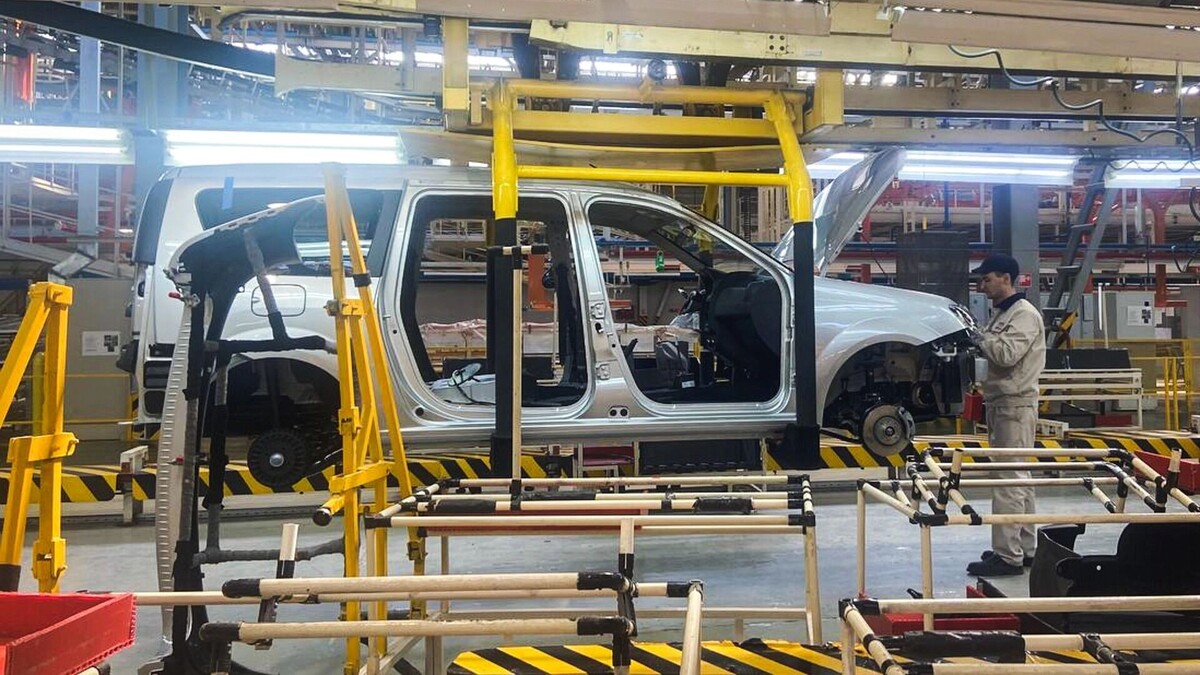    Массовый отказ тюменцев от Lada повлиял на снижение продаж у АвтоВАЗа   1MI