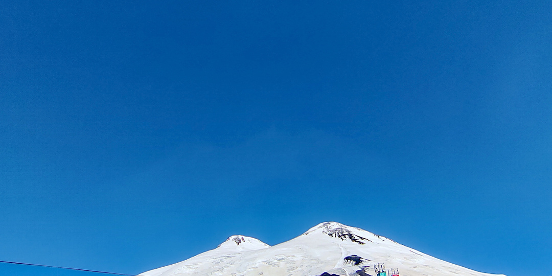 Величественный Эльбрус - подъем на канатной дороге с Поляны Азау