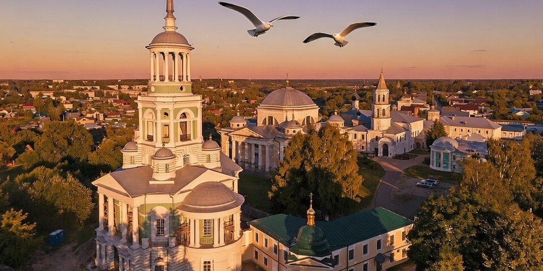 Новоторжский Борисоглебский монастырь