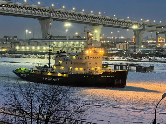 Последний день зимнего 2026-го Балтика встречает ледовой сводкой, которая напоминает строки из песни «Мы ждали лета, пришла зима»