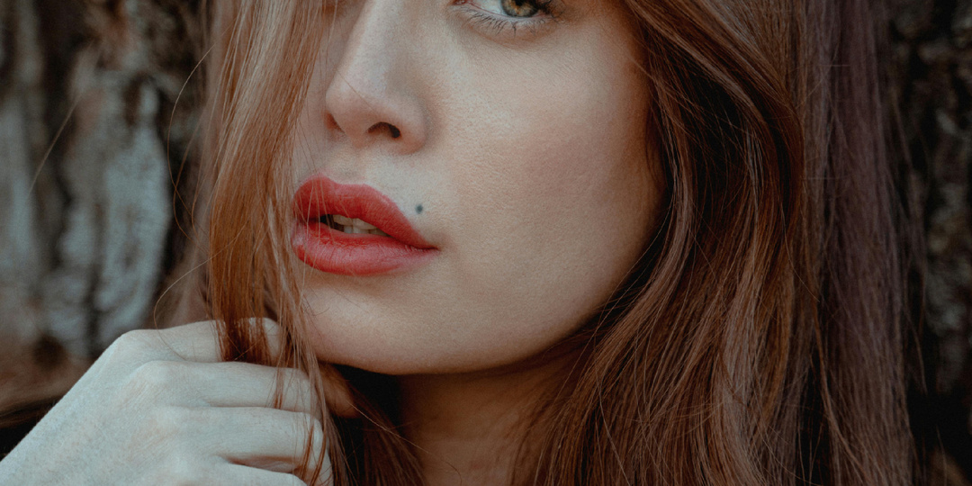 Скрытый враг. Он улыбается, но хочет вам зла: 8 признаков