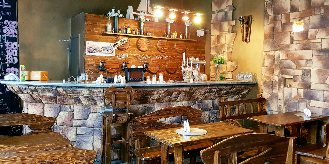 Обед и интерьер в Измайловском кафе "В окошках".