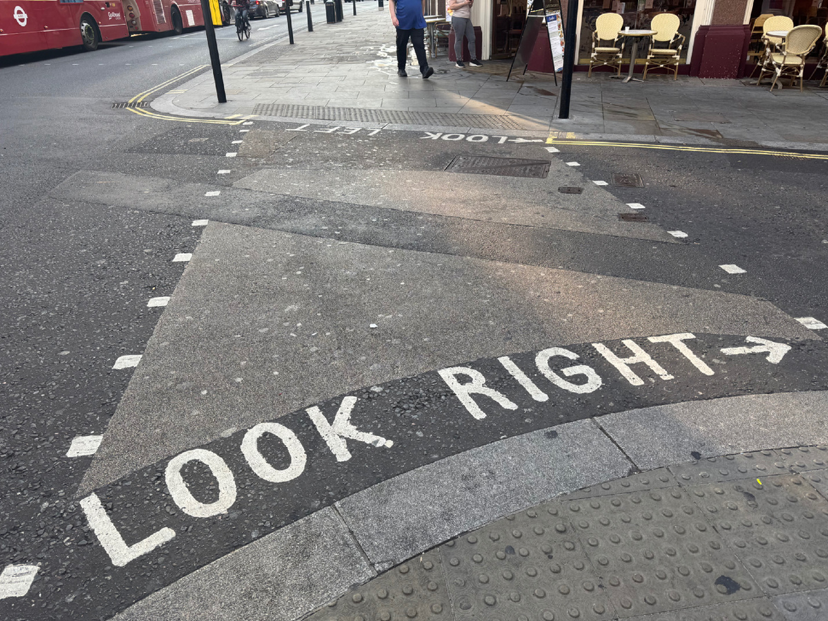 Разметка на дорогах