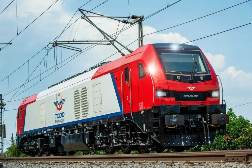  Тепловоз модели Stadler Euro4001 для турецкой TCDD. Источник: Stadler