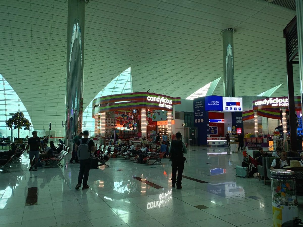    В Аэропорту ОАЭ сохраняется спокойная атмосфера