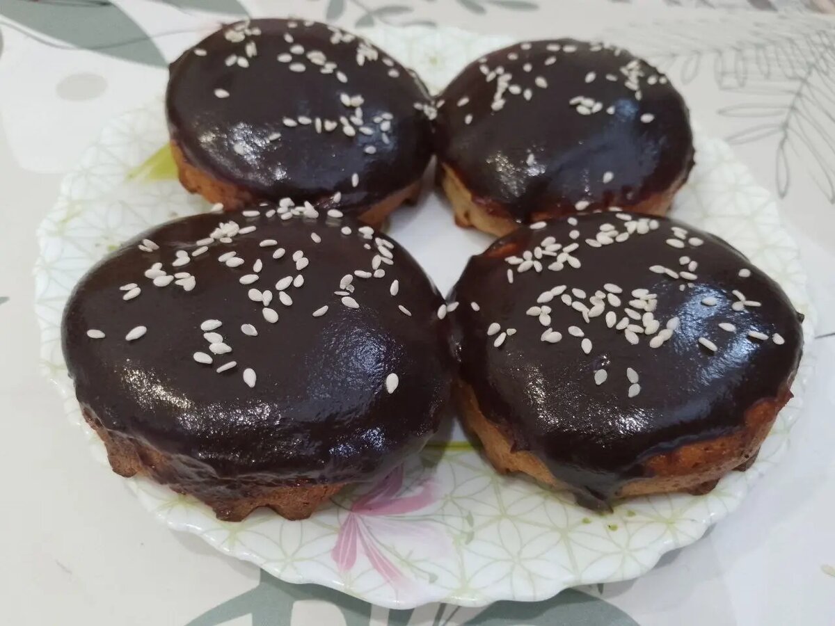 Мягкие вафли с вареньем, в шоколадной глазури