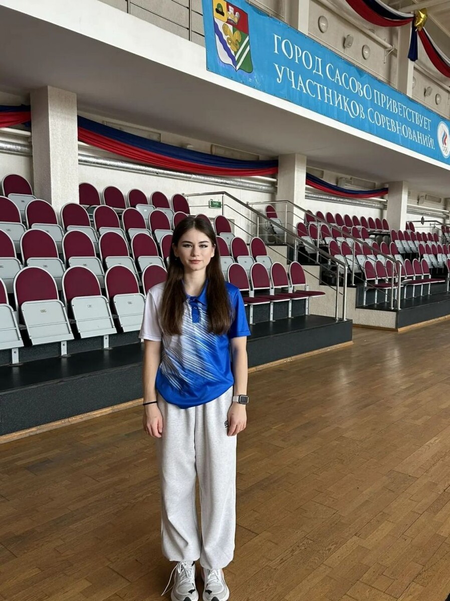    Лучшая в силовой гимнастике, пятая в «тотале». Виктория Мумбер из Рубцовского района «мастерски» выступила на чемпионате России