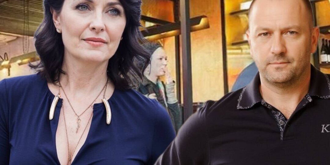 "Ты ещё цветёшь? Ха-ха": сказал ровесник (45 л), рассматривая моё декольте