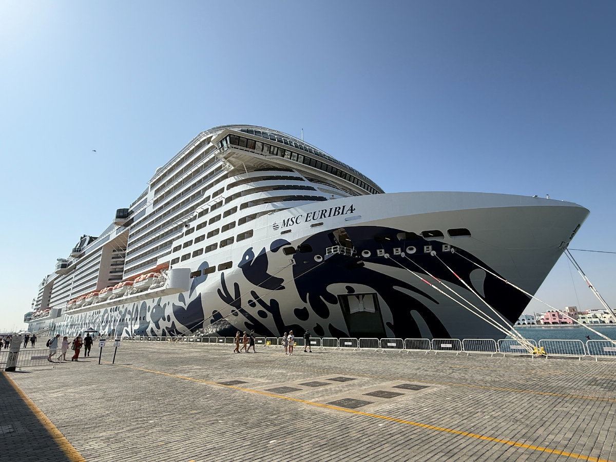 Лайнер Эурибия 