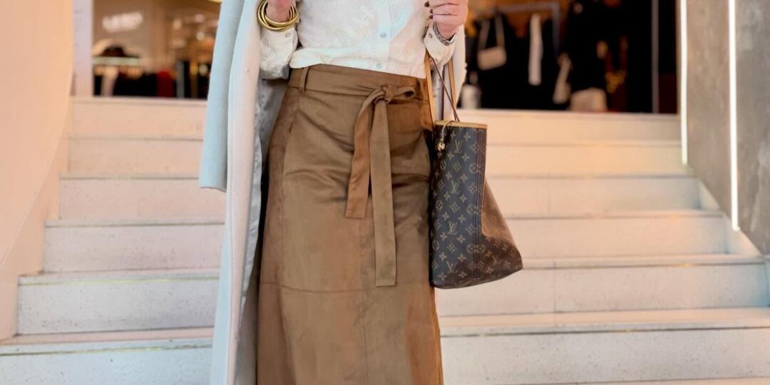 И не капельки не "бабуля": 10 образов от испанской модницы 65+, которая впечатляет безупреным стилем