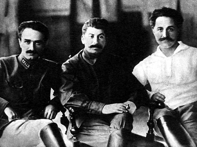 Сами с усами