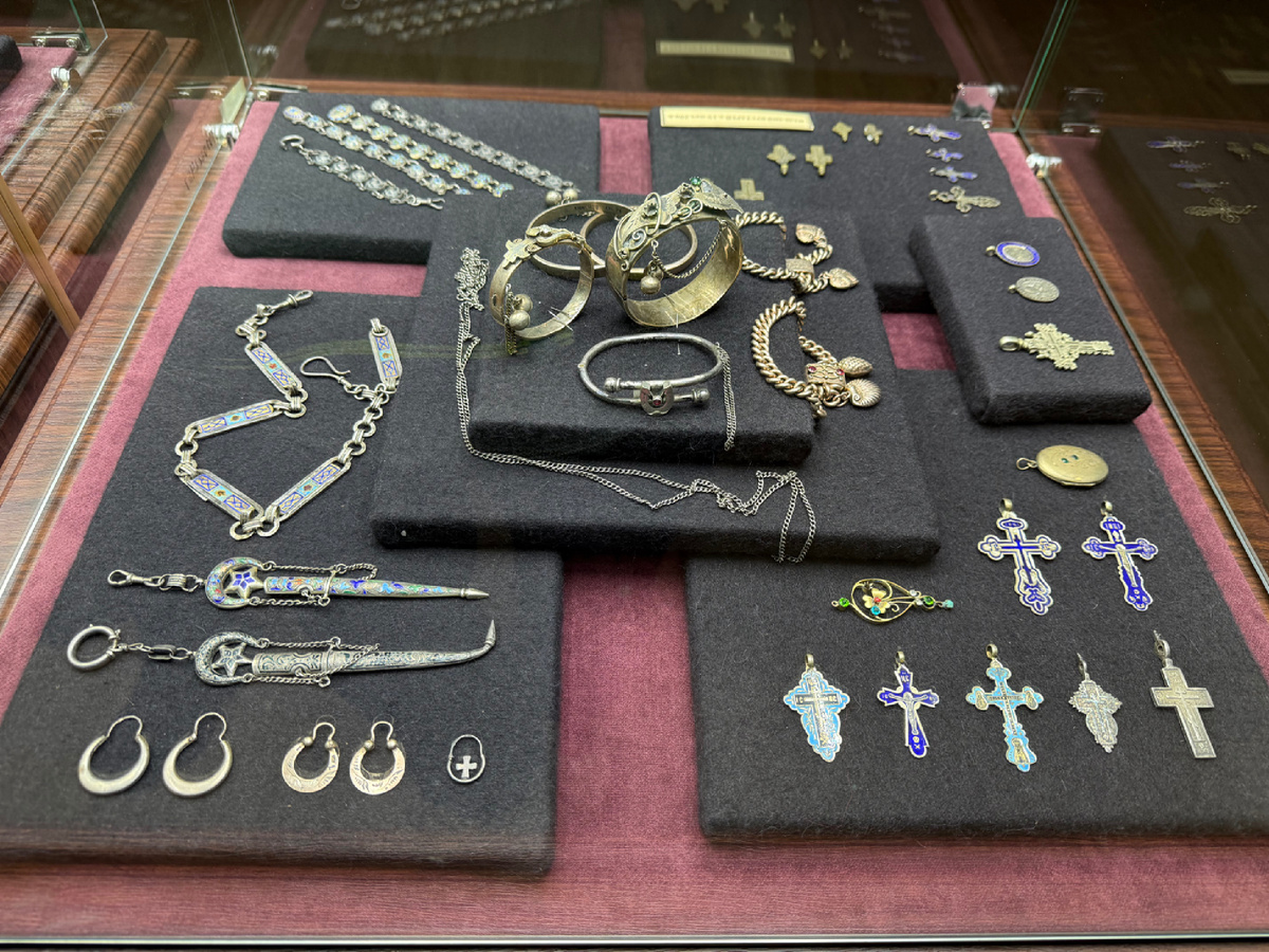 Раритеты любят выставлять в музеях, отметая всякую шелуху