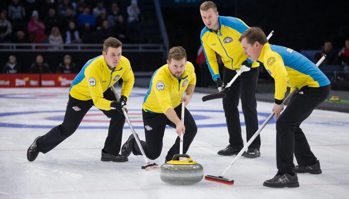 Таким видит кёрлинг ГигаЧат. Если вы его видите так же, то, конечно, ничего странного не заметили. Те же, кто в теме, просто улыбнутся. Как и я. Без комментариев