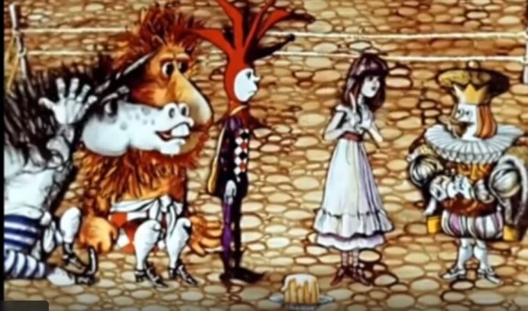 Кадр из мультфильма "Алиса в Зазеркалье"