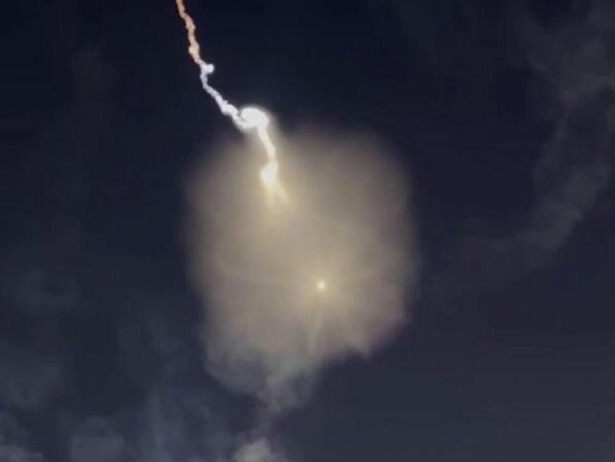    Иран в ходе конфликта с США и Израилем применил гиперзвуковую ракету "Фаттах" | © Кадр видео из соцсетей