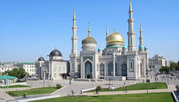    «200 миллионов в год — и всё равно мало»: кто на самом деле платит за московскую Соборную мечеть?