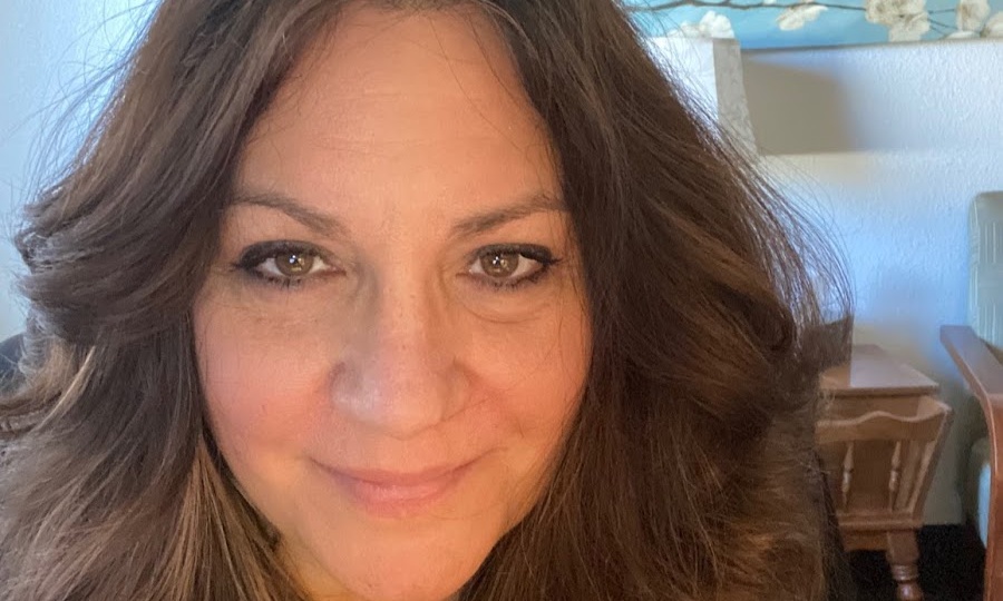 Коллега попросилась переночевать на два дня. На десятый день она потребовала 5 тысяч — за то, чтобы уйти из моей квартиры