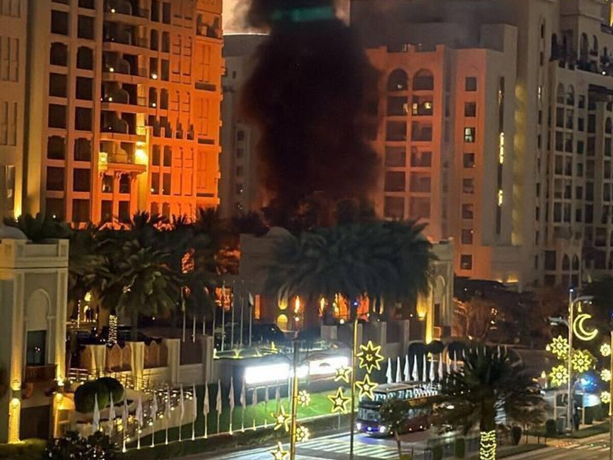    На жилой район Palm Jumeirah в Дубае упали обломки ракеты | © РИА Новости