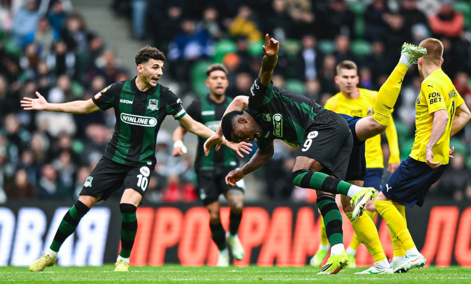    Второй гол краснодарцев отменили из-за руки Кордобы. Фото: соцсети "Краснодара"