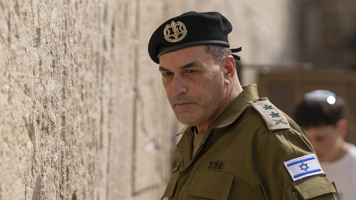   Ohad Zwigenberg / AP- Эяль Замир