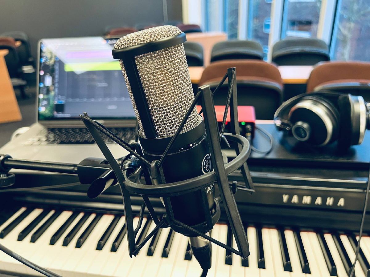 Мое музыкальное оборудование для работы над голосом и музыкой в любых условиях