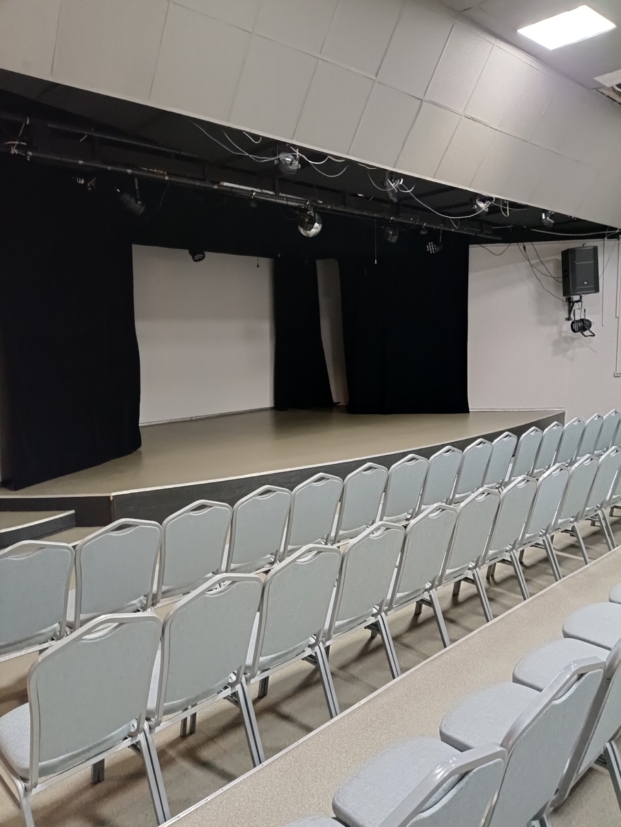 Концертный зал