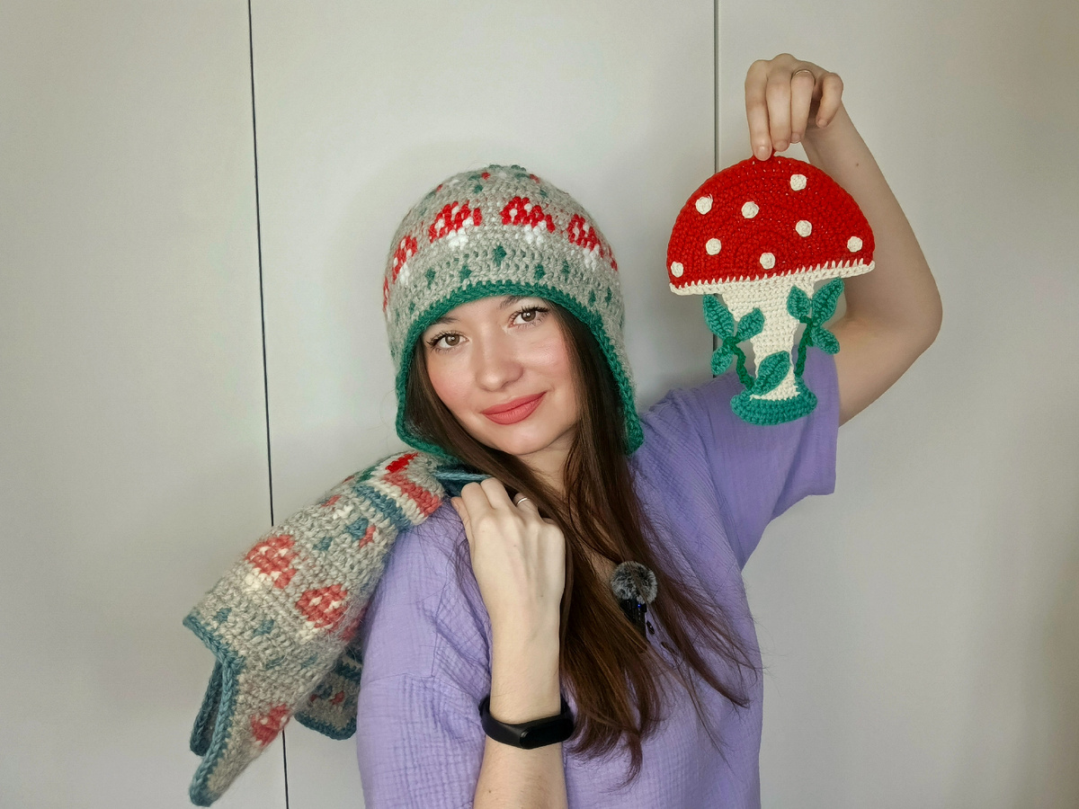 Шапки связаны из рассказовской шерсти