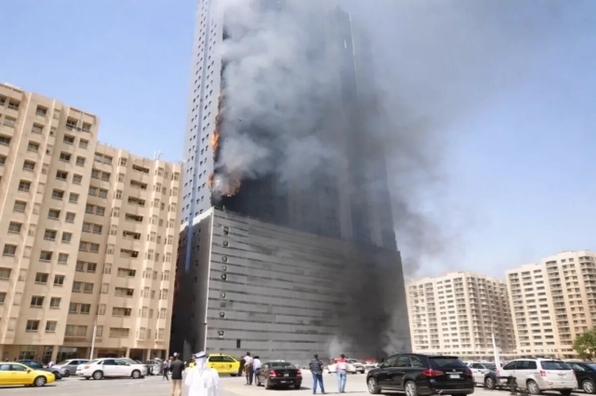    Десятки тысяч российских туристов, отдыхающих в ОАЭ, 28 февраля оказались в заложниках стремительно развивающегося конфликта на Ближнем Востоке.