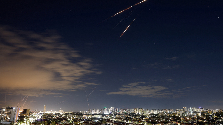    Фото: Reuters/Amir Cohen; 5-tv.ru