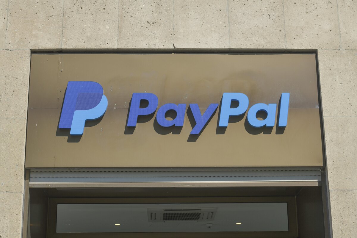    PayPal вывеска ГЛ