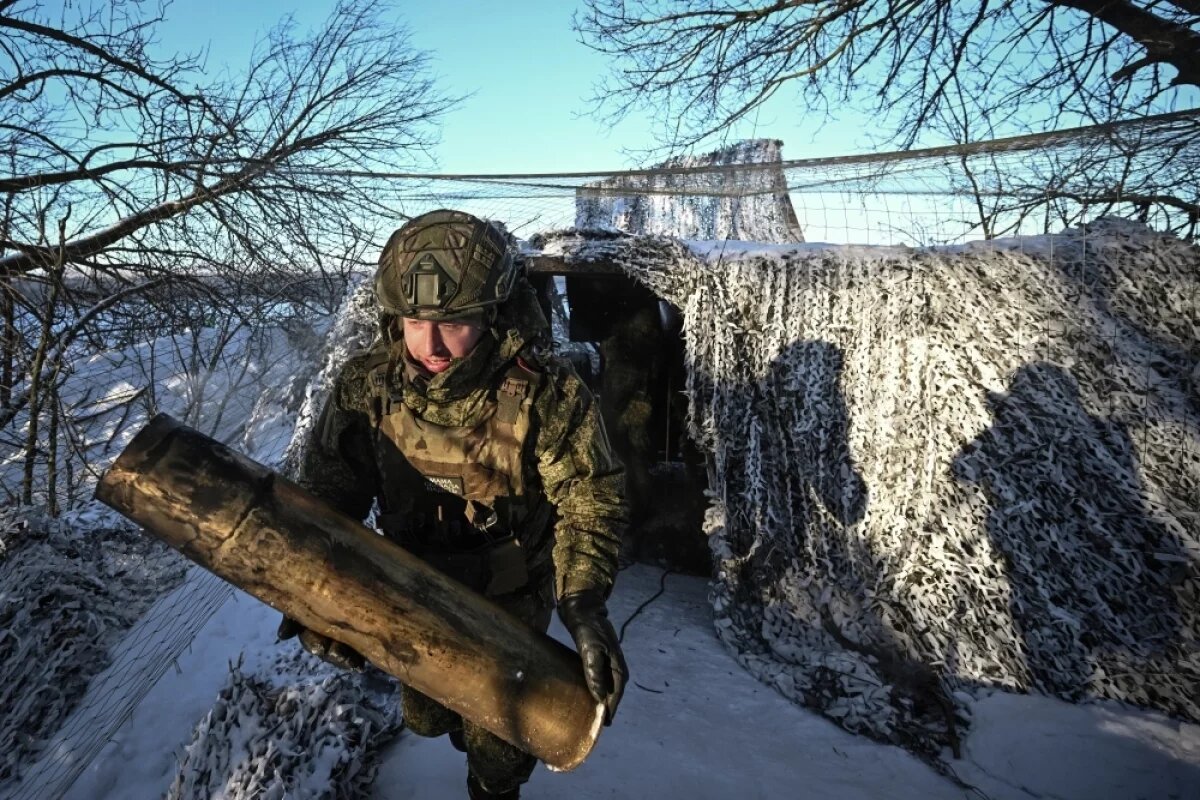    Боевая работа расчета пушки М-46 сводной артиллерийской группы «Пресса» спецназа «Ахмат» МО РФ.