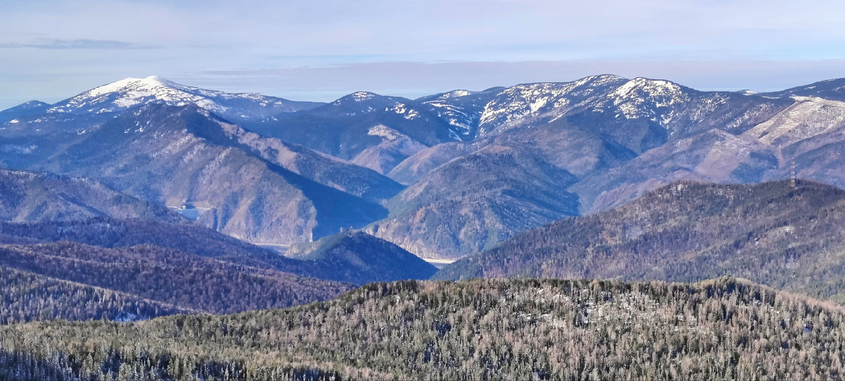 На подъёме к Борусу, вид куда-то в сторону