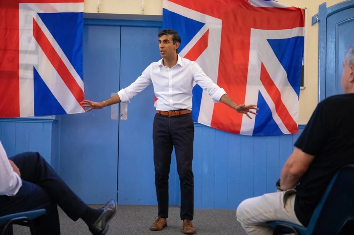    Зарплату Сунаку на должности советника Зеленского будут платить военные