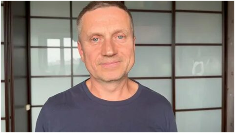 Александр Карпиляровский - режиссер сериала и адвокат Кати в сериале