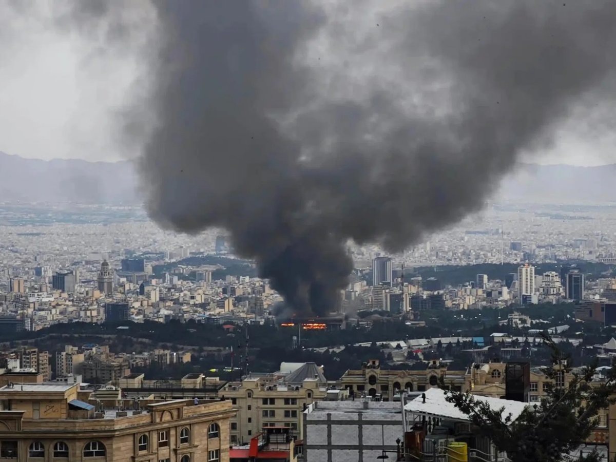     Военный конфликт Израиля при поддержке США против Ирана продолжается уже сутки