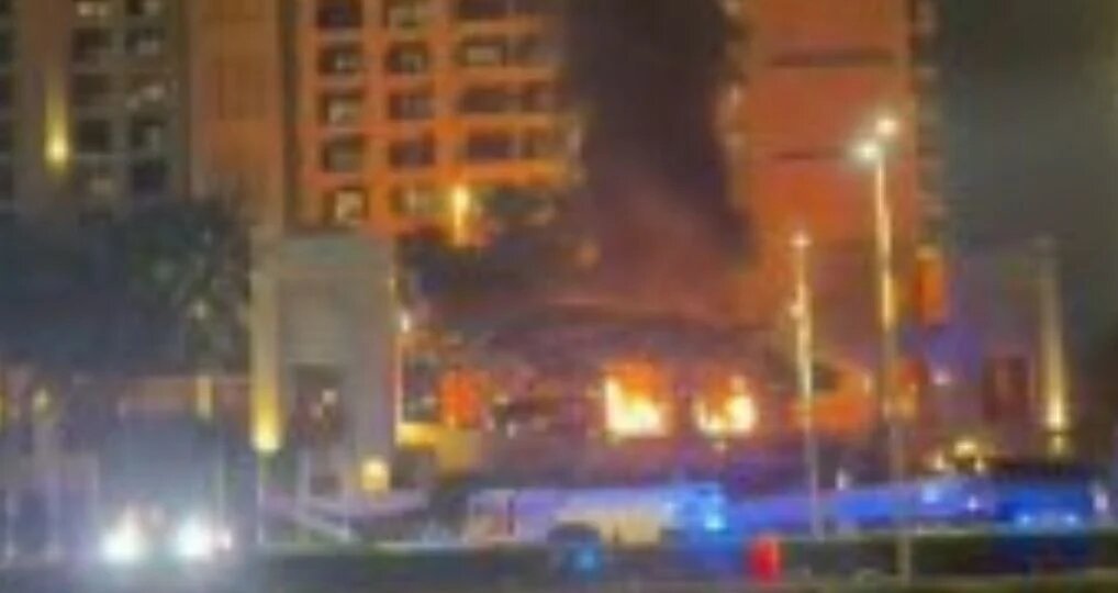 Рядом с домом: Девушка Павла Дурова сняла на видео последствия удара в Дубае