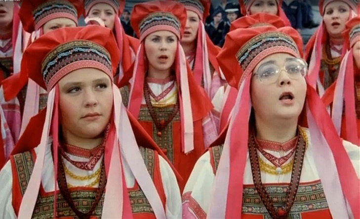 Скриншот автора. В годы СССР в учреждениях культуры показывали представителей разных народов. 