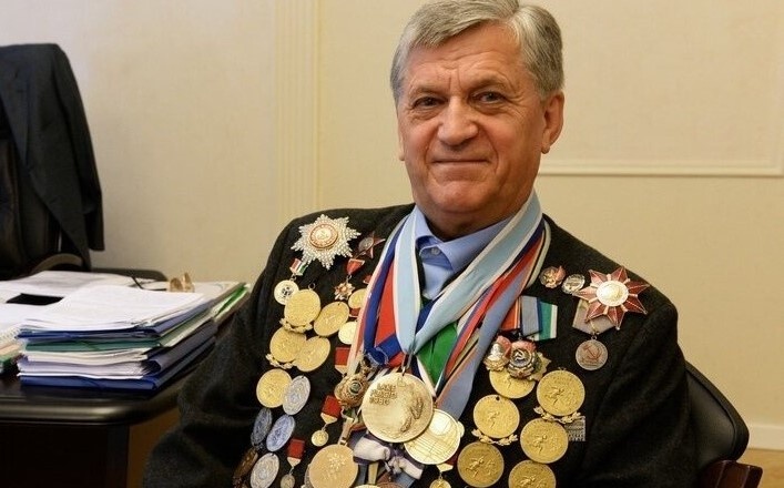 "Просто стыдно": легендарный советский биатлонист Тихонов раскритиковал состояние дел в экономике и спорте России