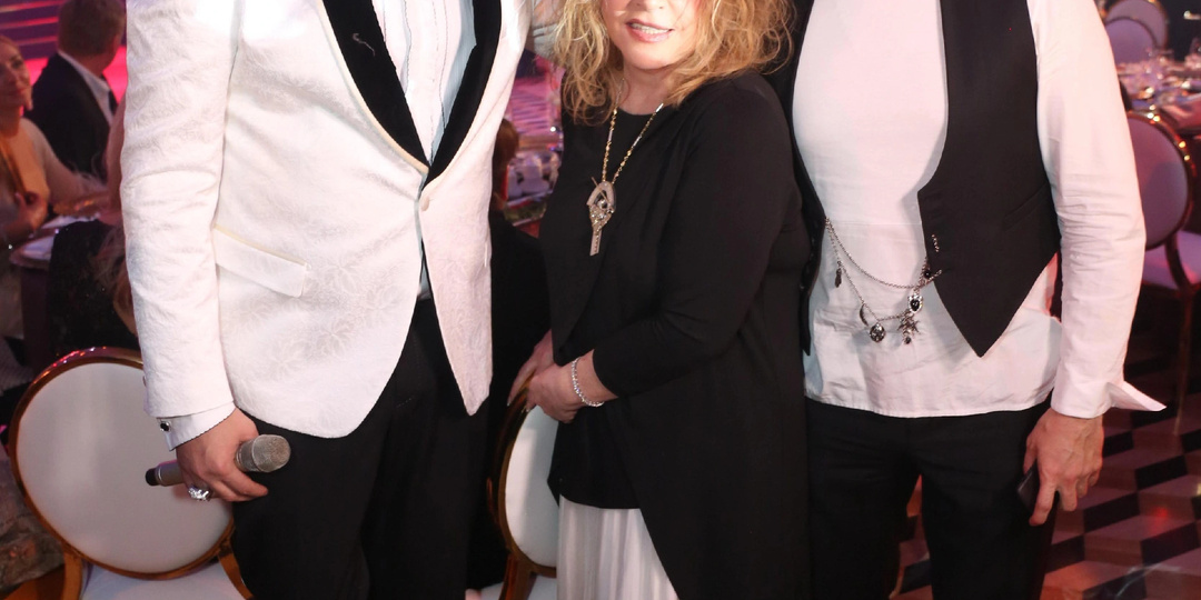 Пугачёва продлила бренд. Киркоров поёт о памяти. Что происходит с нашей эстрадой?