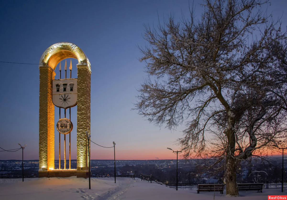 Арка . Нижний Ломов. 